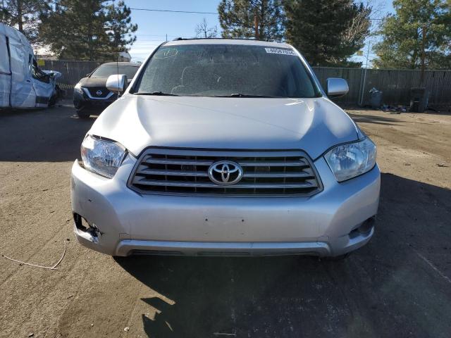 5TDBK3EH4AS015828 - 2010 TOYOTA HIGHLANDER SILVER photo 5