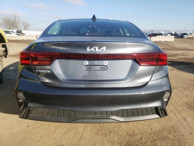 3KPF24AD3RE721530 - 2024 KIA FORTE LX GRAY photo 6