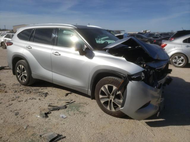 5TDGZRBH1MS524224 - 2021 TOYOTA HIGHLANDER XLE SILVER photo 4