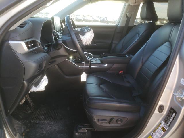 5TDGZRBH1MS524224 - 2021 TOYOTA HIGHLANDER XLE SILVER photo 7