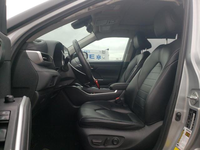 5TDGZRAH8LS500034 - 2020 TOYOTA HIGHLANDER XLE SILVER photo 7