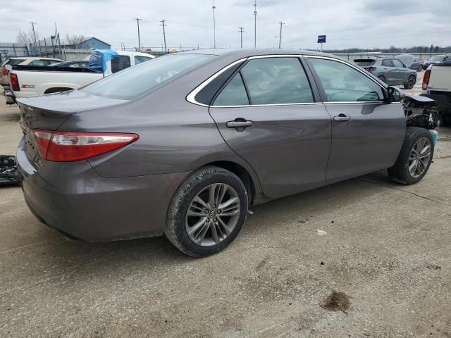 4T1BF1FK5HU766943 - 2017 TOYOTA CAMRY LE GRAY photo 3