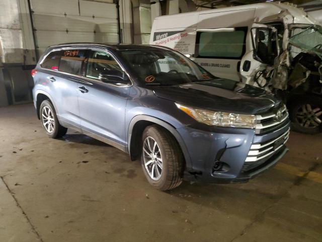 5TDJZRFH9KS747219 - 2019 TOYOTA HIGHLANDER SE BLUE photo 4