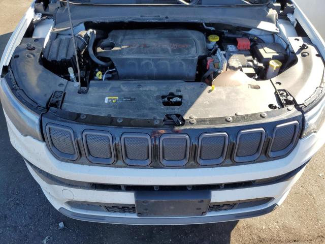 3C4NJDCB2NT158714 - 2022 JEEP COMPASS LIMITED WHITE photo 12