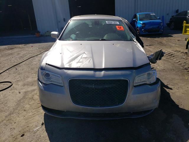 2C3CCAAG8FH806988 - 2015 CHRYSLER 300 LIMITED SILVER photo 5