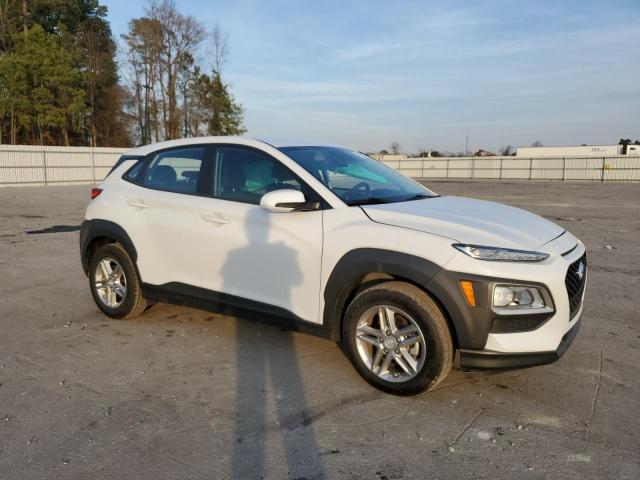 KM8K12AA7LU437883 - 2020 HYUNDAI KONA SE WHITE photo 4