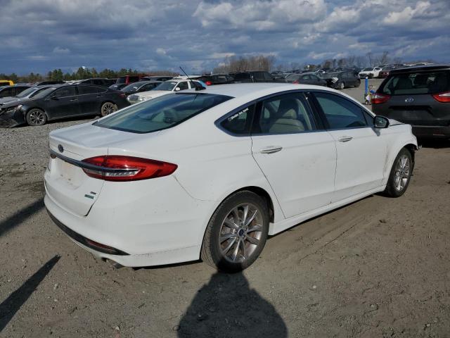 3FA6P0HD0HR114403 - 2017 FORD FUSION SE WHITE photo 3