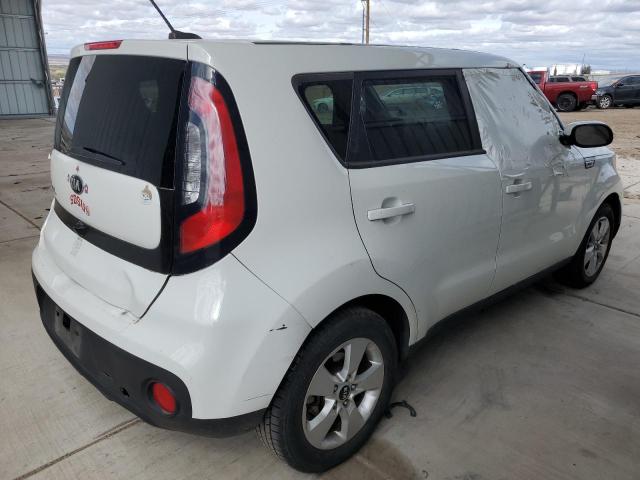 KNDJN2A25J7564057 - 2018 KIA SOUL WHITE photo 3