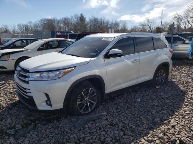 5TDJZRFH7KS923510 - 2019 TOYOTA HIGHLANDER SE WHITE photo 1