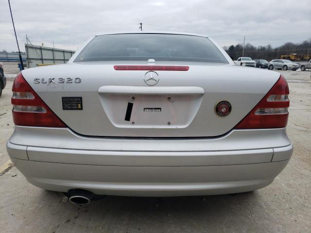 WDBKK65F51F194542 - 2001 MERCEDES-BENZ SLK 320 SILVER photo 6