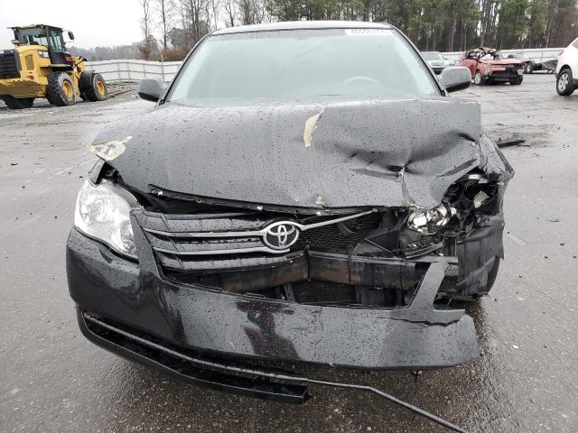 4T1BK36B85U054297 - 2005 TOYOTA AVALON XL BLACK photo 5