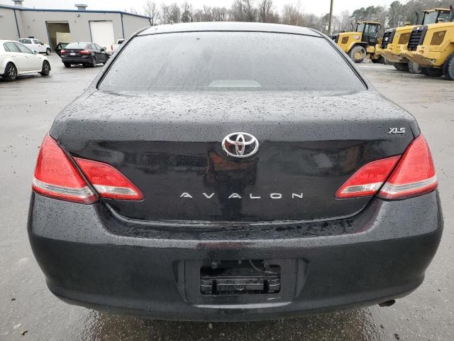 4T1BK36B85U054297 - 2005 TOYOTA AVALON XL BLACK photo 6