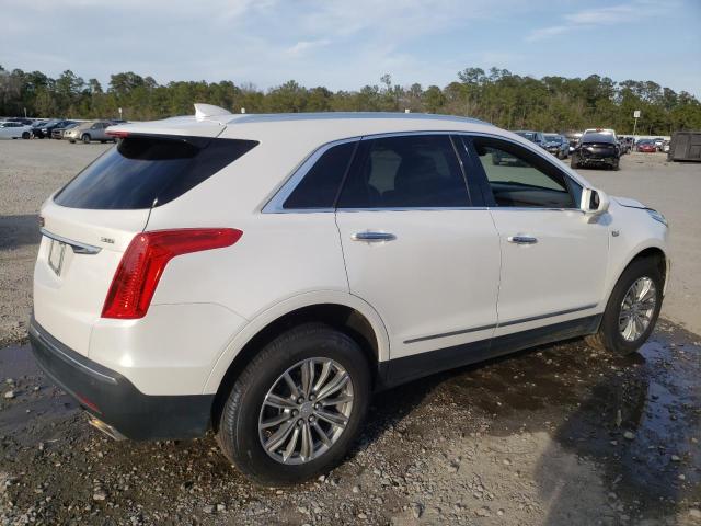 1GYKNBRSXHZ304450 - 2017 CADILLAC XT5 LUXURY WHITE photo 3