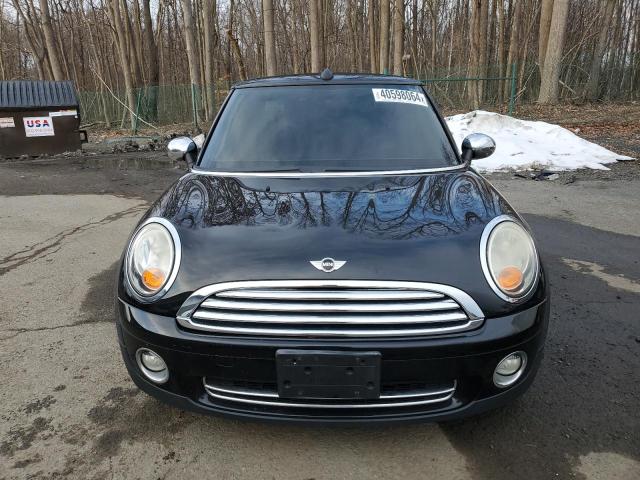 WMWMR33569TU95233 - 2009 MINI COOPER BLACK photo 5