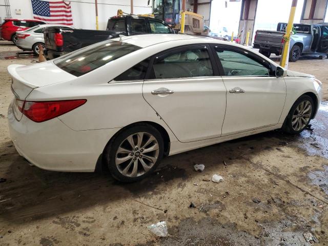 5NPEC4AC7CH415997 - 2012 HYUNDAI SONATA SE WHITE photo 3