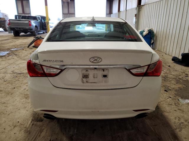 5NPEC4AC7CH415997 - 2012 HYUNDAI SONATA SE WHITE photo 6