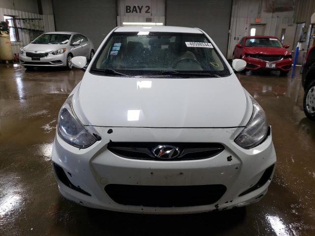 KMHCT4AE2EU632810 - 2014 HYUNDAI ACCENT GLS WHITE photo 5