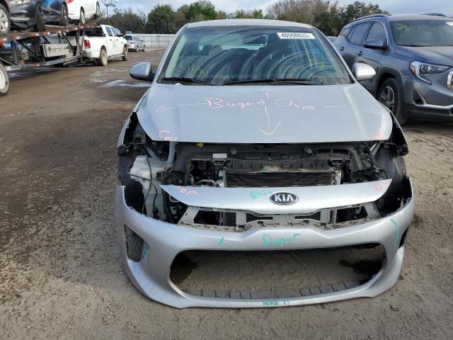 3KPA24AB6KE166992 - 2019 KIA RIO S SILVER photo 5