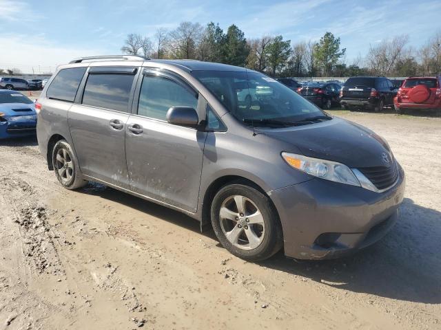 5TDKK3DC6CS207910 - 2012 TOYOTA SIENNA LE CHARCOAL photo 4