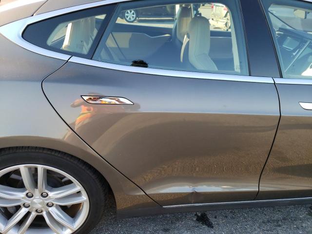 5YJSA1E25GF129384 - 2016 TESLA MODEL S Թուխ լուսանկար 10