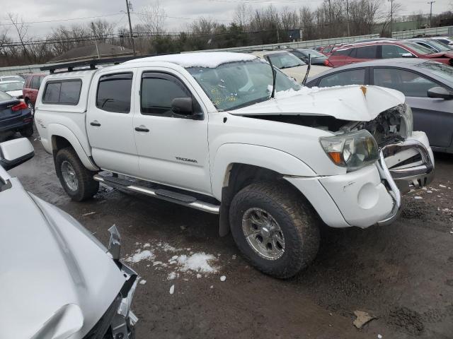 3TMLU42N29M032895 - 2009 TOYOTA TACOMA DOUBLE CAB WHITE photo 4