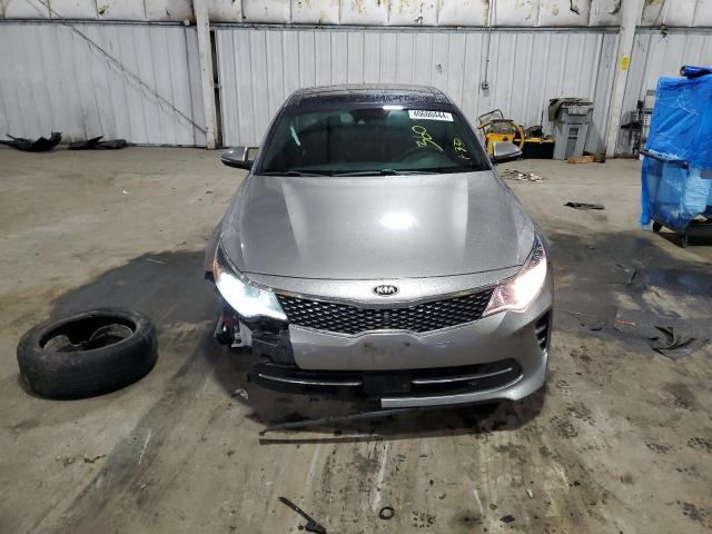 5XXGV4L23HG147749 - 2017 KIA OPTIMA SXL GRAY photo 5