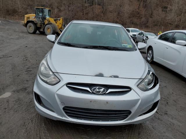 KMHCT4AEXDU501073 - 2013 HYUNDAI ACCENT GLS SILVER photo 5