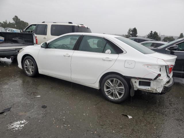 4T1BF1FK7GU554804 - 2016 TOYOTA CAMRY LE WHITE photo 2