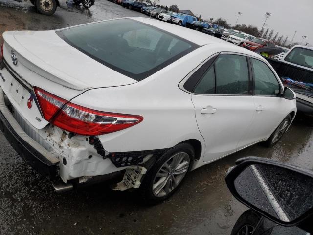 4T1BF1FK7GU554804 - 2016 TOYOTA CAMRY LE WHITE photo 3