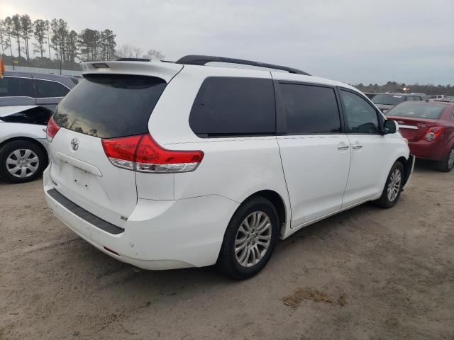 5TDYK3DC4BS163737 - 2011 TOYOTA SIENNA XLE WHITE photo 3