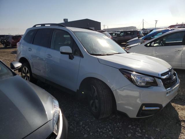 JF2SJARC2JH587105 - 2018 SUBARU FORESTER 2.5I LIMITED WHITE photo 4