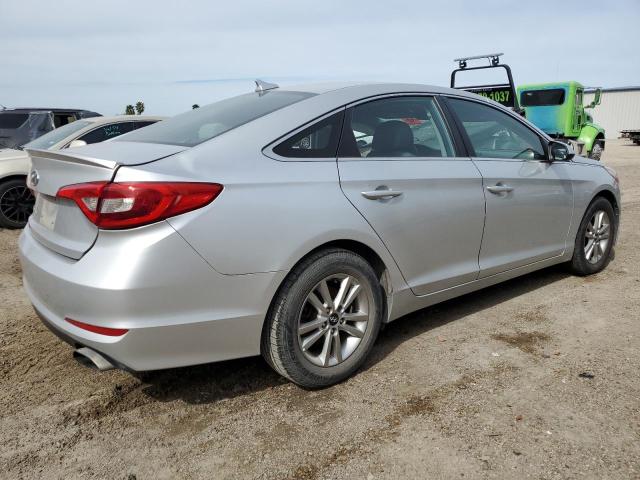 5NPE24AF7HH518485 - 2017 HYUNDAI SONATA SE GRAY photo 3