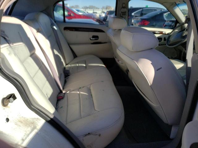 1LNHM81W2YY864047 - 2000 LINCOLN TOWN CAR EXECUTIVE WHITE photo 10