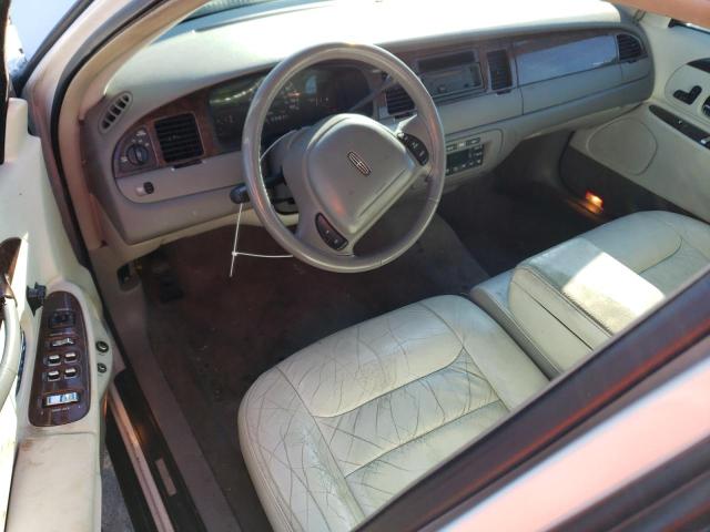 1LNHM81W2YY864047 - 2000 LINCOLN TOWN CAR EXECUTIVE WHITE photo 8