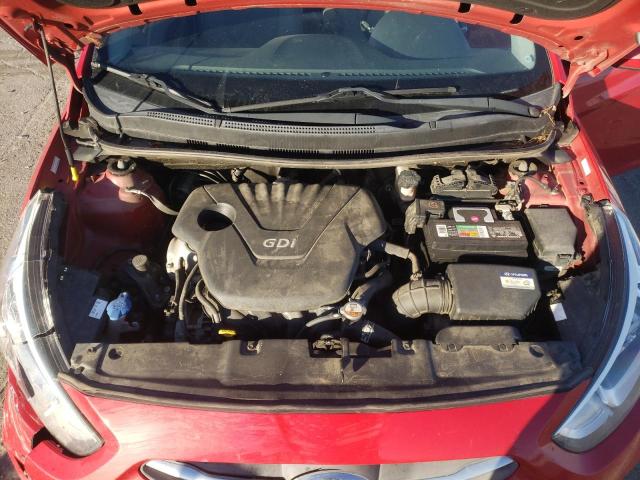 KMHCT5AE1GU281784 - 2016 HYUNDAI ACCENT SE RED photo 11