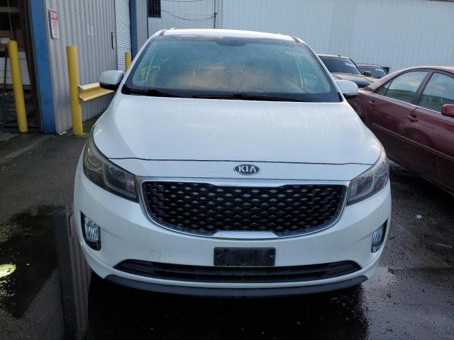 KNDMC5C13F6035082 - 2015 KIA SEDONA EX WHITE photo 5