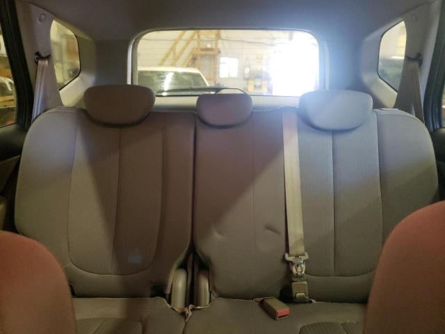 KNAFG525787200269 - 2008 KIA RONDO BASE GRAY photo 10