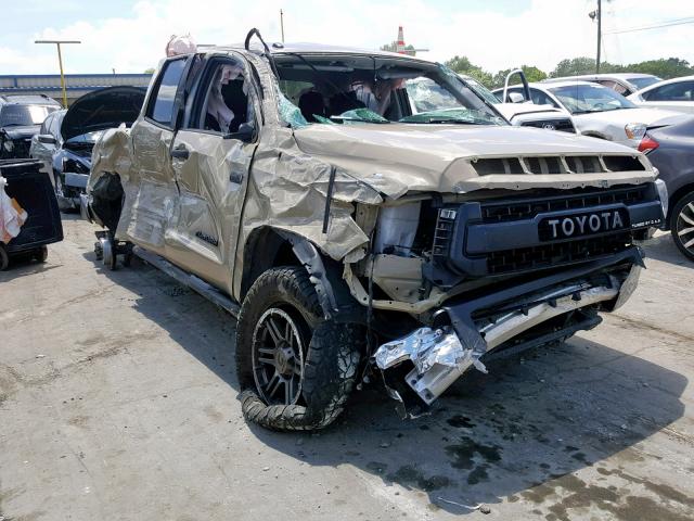 5TFUW5F10HX665836 - 2017 TOYOTA TUNDRA DOUBLE CAB SR/SR5  photo 1