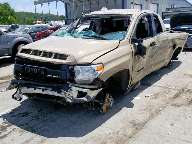 5TFUW5F10HX665836 - 2017 TOYOTA TUNDRA DOUBLE CAB SR/SR5  photo 2