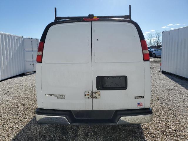 1GCSGAFXXD1146002 - 2013 CHEVROLET EXPRESS G1 WHITE photo 6