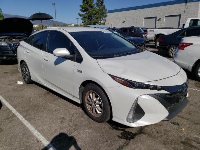 JTDKAMFP8N3203466 - 2022 TOYOTA PRIUS PRIM LE WHITE photo 4