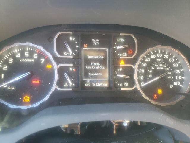 5TFRY5F14JX230405 - 2018 TOYOTA TUNDRA DOUBLE CAB SR/SR5 SILVER photo 9