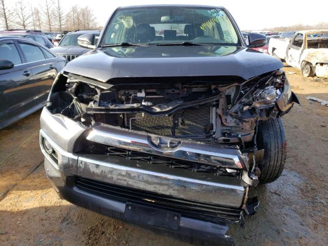 JTEBU5JR8H5454742 - 2017 TOYOTA 4RUNNER SR5/SR5 PREMIUM 灰色 照片 5