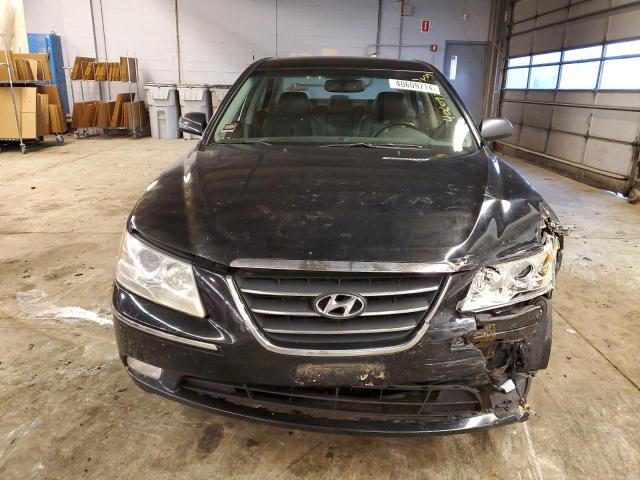 5NPEU46F69H556973 - 2009 HYUNDAI SONATA SE BLACK photo 5