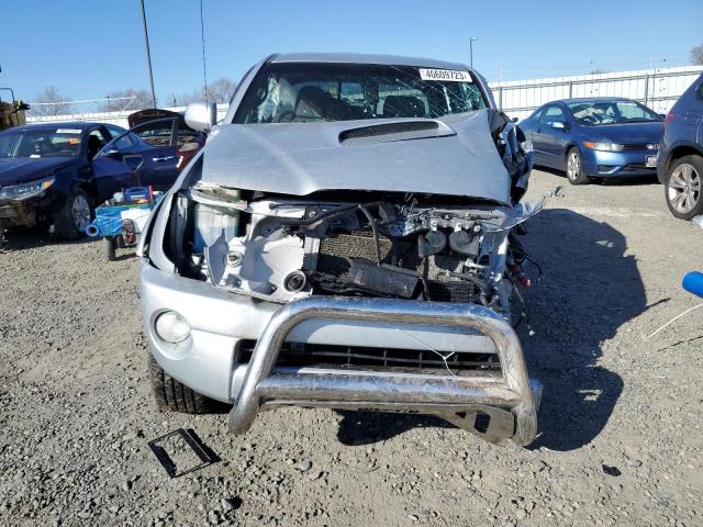 3TMJU4GN4BM124550 - 2011 TOYOTA TACOMA DOUBLE CAB PRERUNNER SILVER photo 5