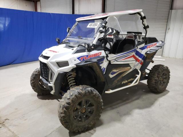 3NSVDE926KF423180 - 2019 POLARIS RZR XP TURBO EPS WHITE photo 2