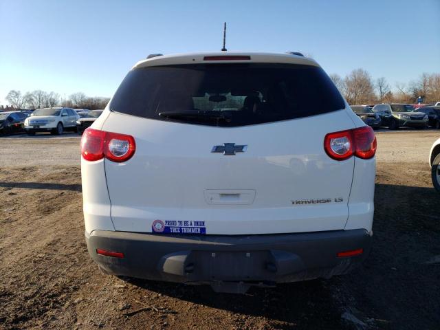 1GNKREED5CJ405655 - 2012 CHEVROLET TRAVERSE LS WHITE photo 6