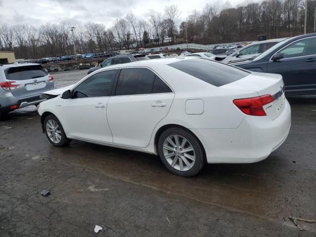 4T1BD1FK4CU009644 - 2012 TOYOTA CAMRY HYBRID WHITE photo 2