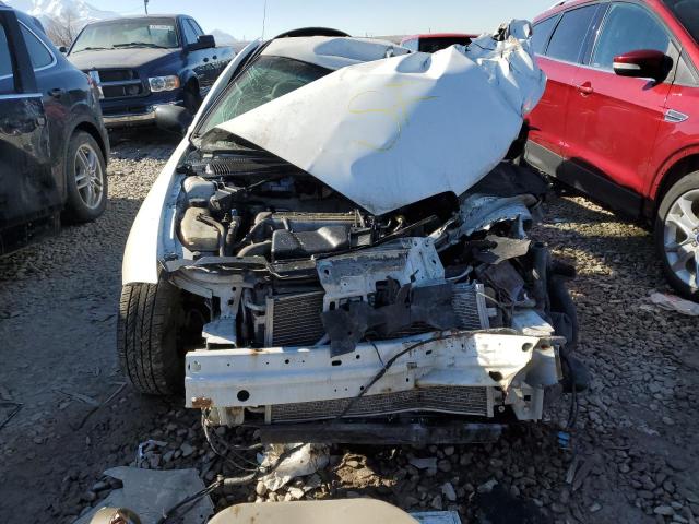 1G1JC52F137318529 - 2003 CHEVROLET CAVALIER WHITE photo 5