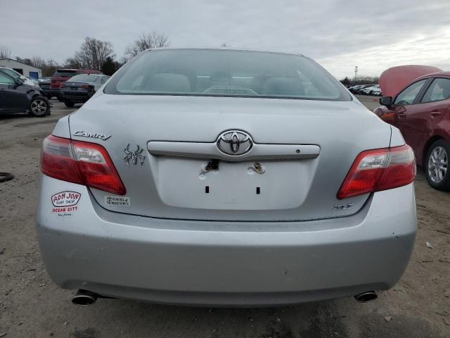 4T1BK46KX8U059124 - 2008 TOYOTA CAMRY LE SILVER photo 6